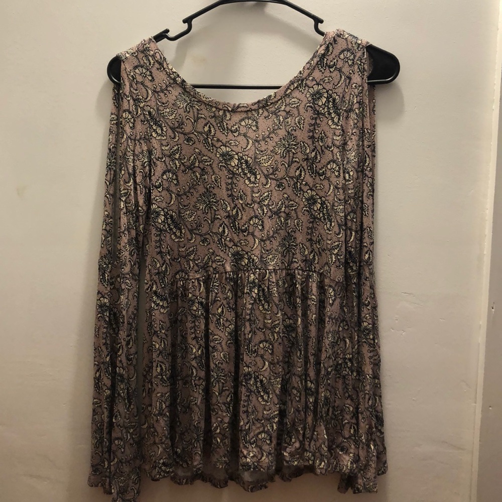 American Eagle Top